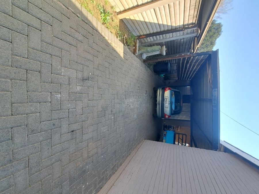 3 Bedroom Property for Sale in Uitsig Free State